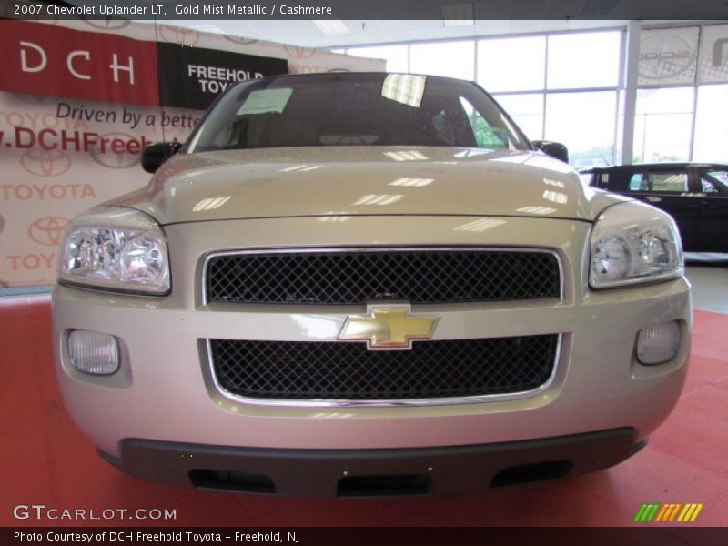 Gold Mist Metallic / Cashmere 2007 Chevrolet Uplander LT