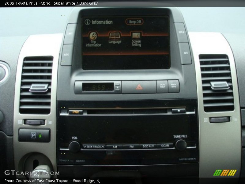 Super White / Dark Gray 2009 Toyota Prius Hybrid