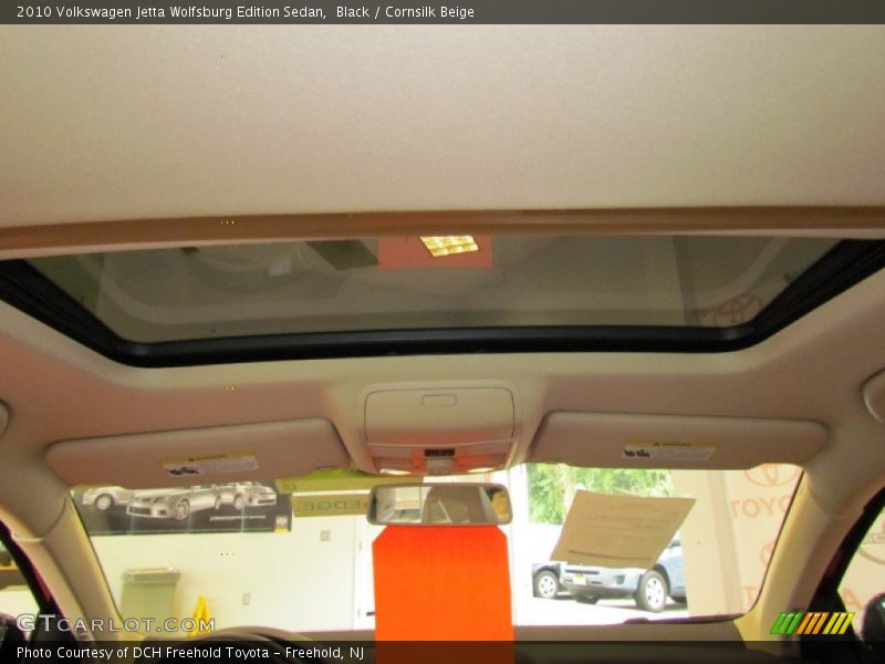 Black / Cornsilk Beige 2010 Volkswagen Jetta Wolfsburg Edition Sedan