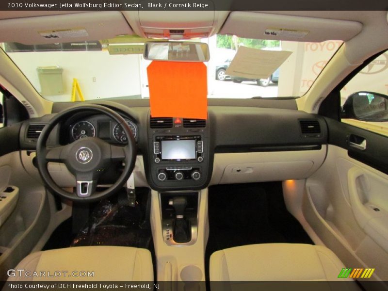 Black / Cornsilk Beige 2010 Volkswagen Jetta Wolfsburg Edition Sedan