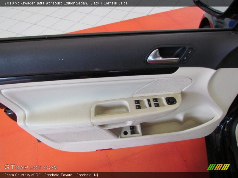 Black / Cornsilk Beige 2010 Volkswagen Jetta Wolfsburg Edition Sedan