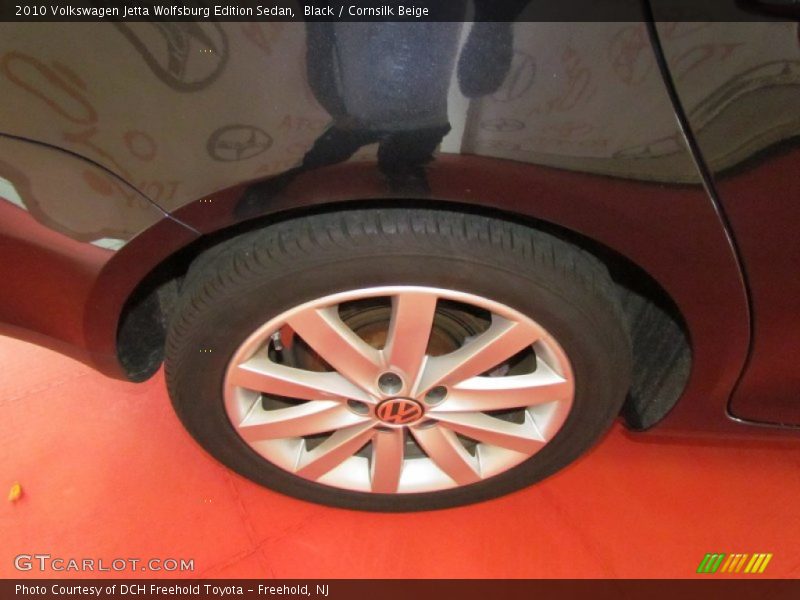Black / Cornsilk Beige 2010 Volkswagen Jetta Wolfsburg Edition Sedan