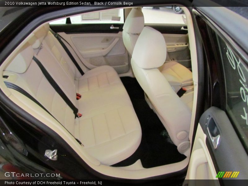 Black / Cornsilk Beige 2010 Volkswagen Jetta Wolfsburg Edition Sedan