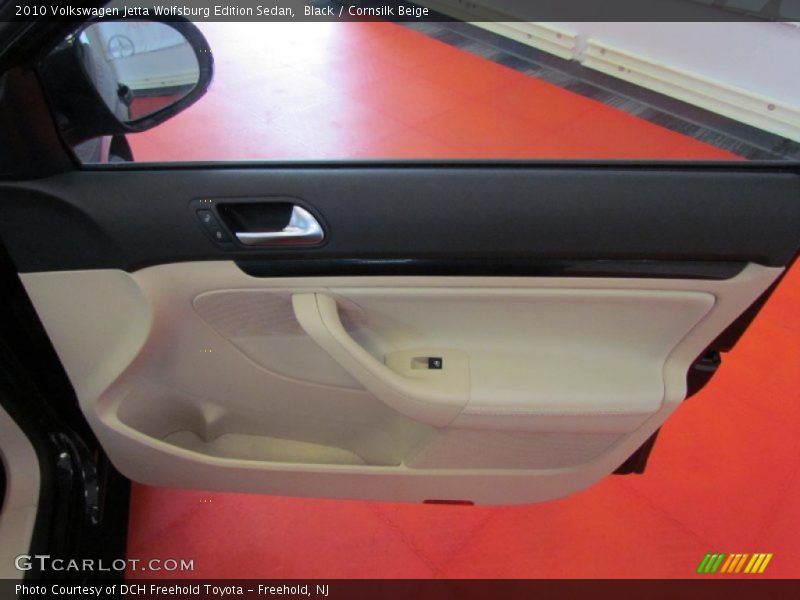 Black / Cornsilk Beige 2010 Volkswagen Jetta Wolfsburg Edition Sedan