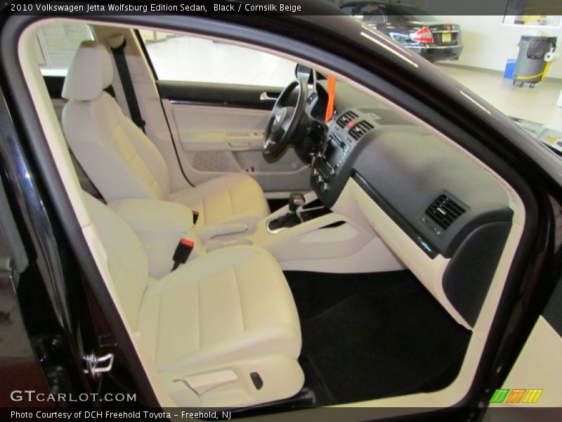 Black / Cornsilk Beige 2010 Volkswagen Jetta Wolfsburg Edition Sedan