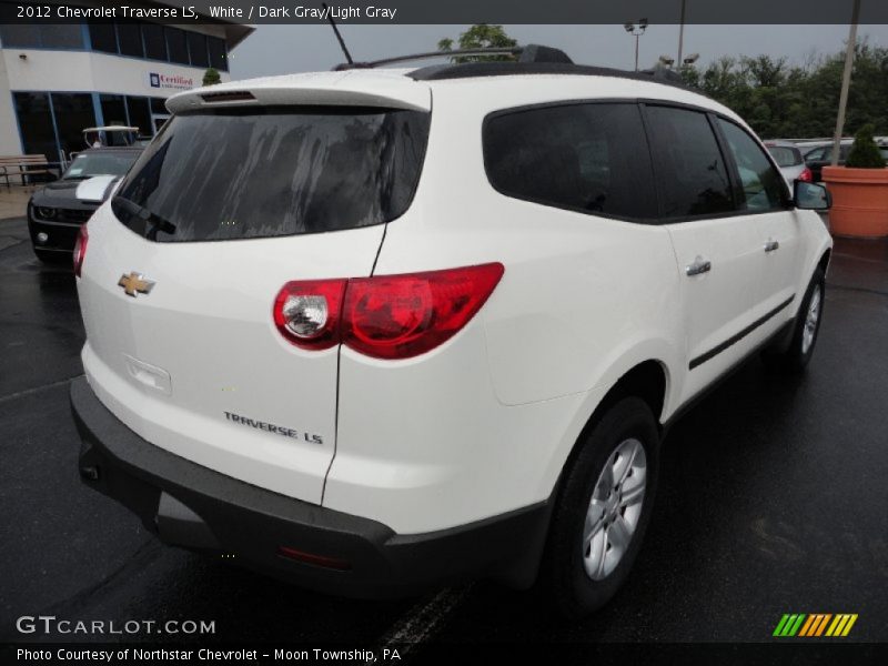  2012 Traverse LS White