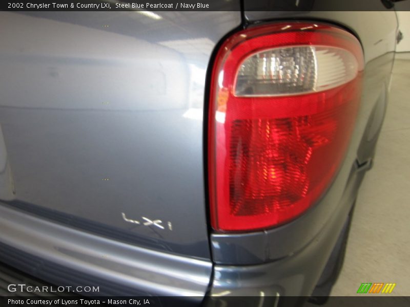 Steel Blue Pearlcoat / Navy Blue 2002 Chrysler Town & Country LXi