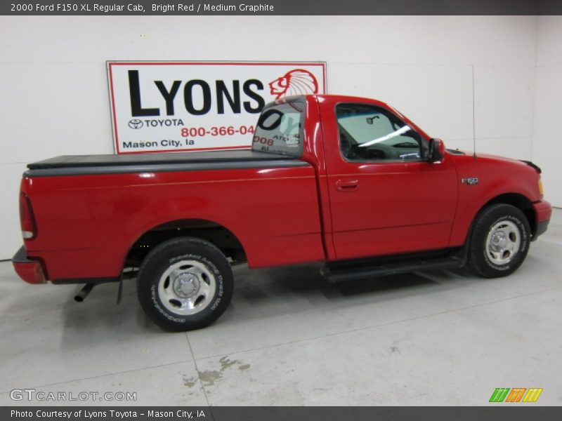 Bright Red / Medium Graphite 2000 Ford F150 XL Regular Cab