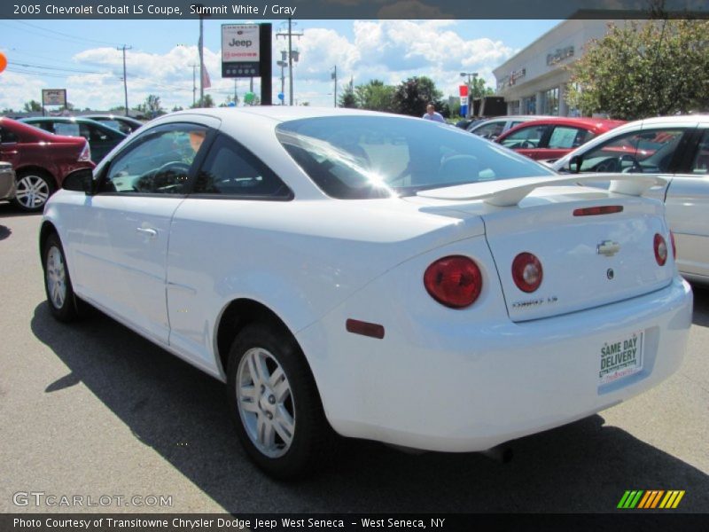 Summit White / Gray 2005 Chevrolet Cobalt LS Coupe