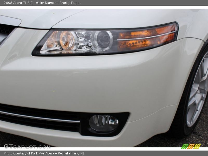 White Diamond Pearl / Taupe 2008 Acura TL 3.2