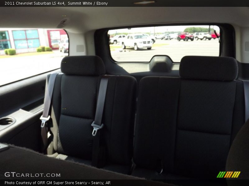 Summit White / Ebony 2011 Chevrolet Suburban LS 4x4