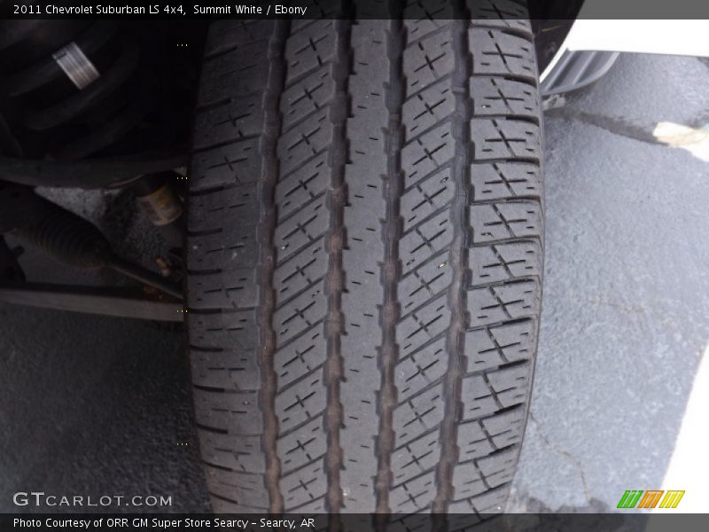 Summit White / Ebony 2011 Chevrolet Suburban LS 4x4