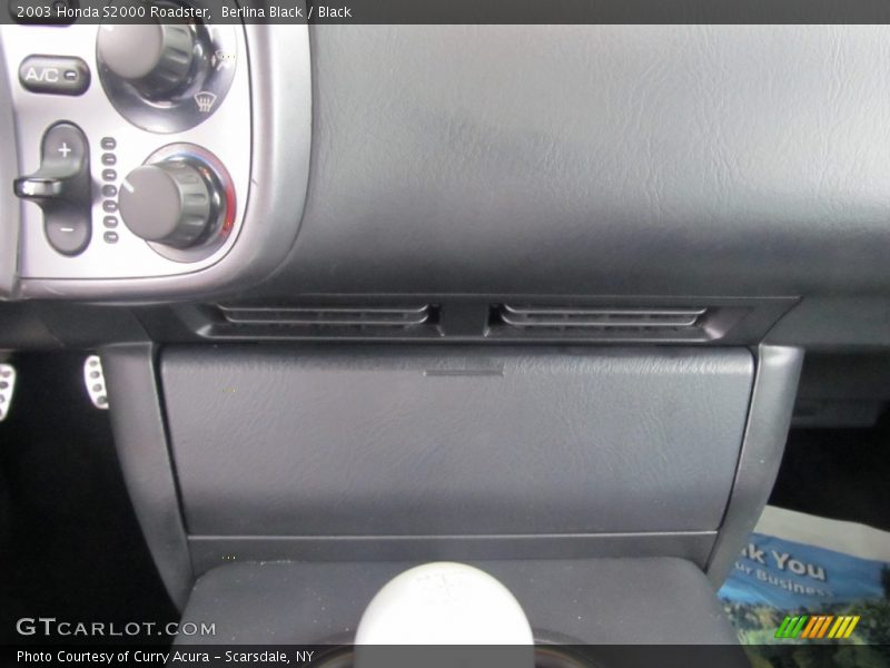 Berlina Black / Black 2003 Honda S2000 Roadster