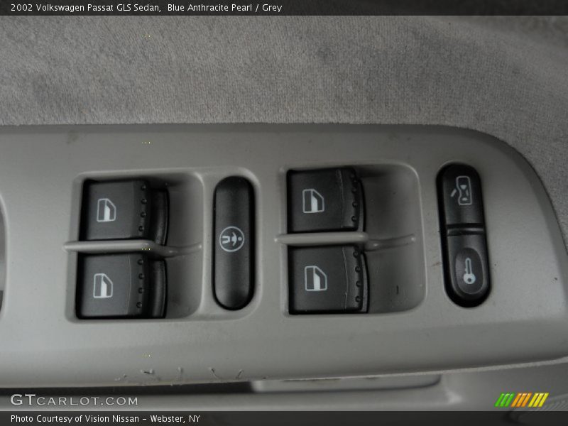 Blue Anthracite Pearl / Grey 2002 Volkswagen Passat GLS Sedan