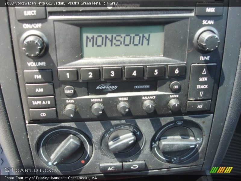 Alaska Green Metallic / Grey 2003 Volkswagen Jetta GLS Sedan