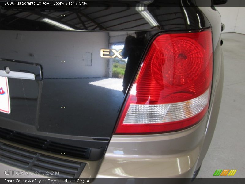 Ebony Black / Gray 2006 Kia Sorento EX 4x4