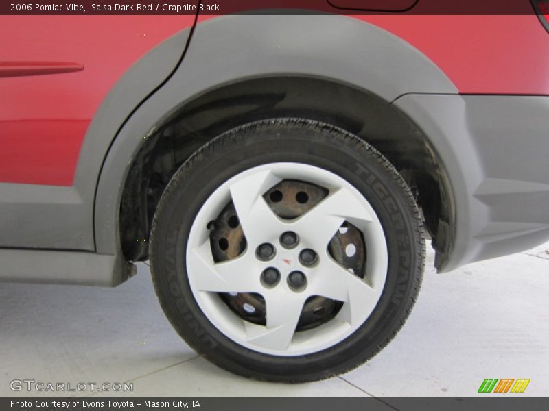 Salsa Dark Red / Graphite Black 2006 Pontiac Vibe