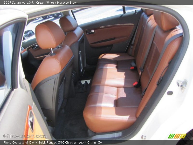 Cream White / Morocco Brown 2007 Saturn Aura XR