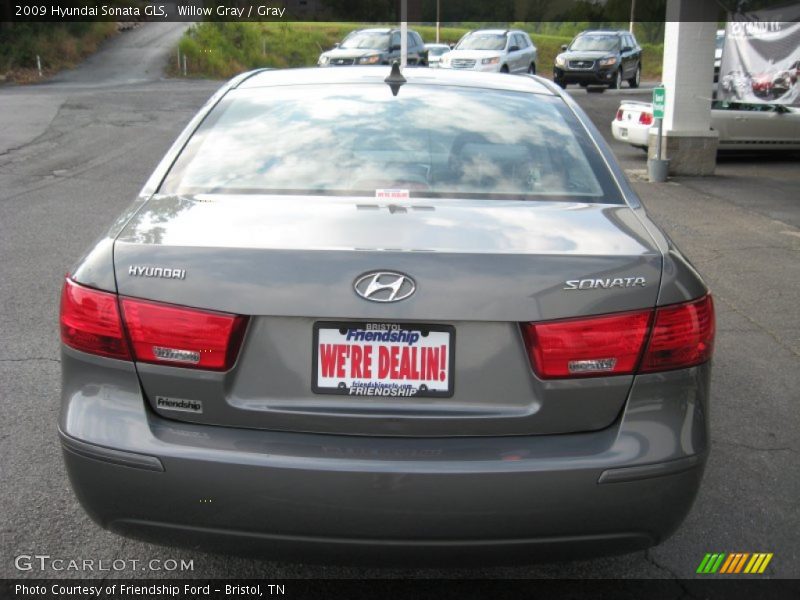 Willow Gray / Gray 2009 Hyundai Sonata GLS