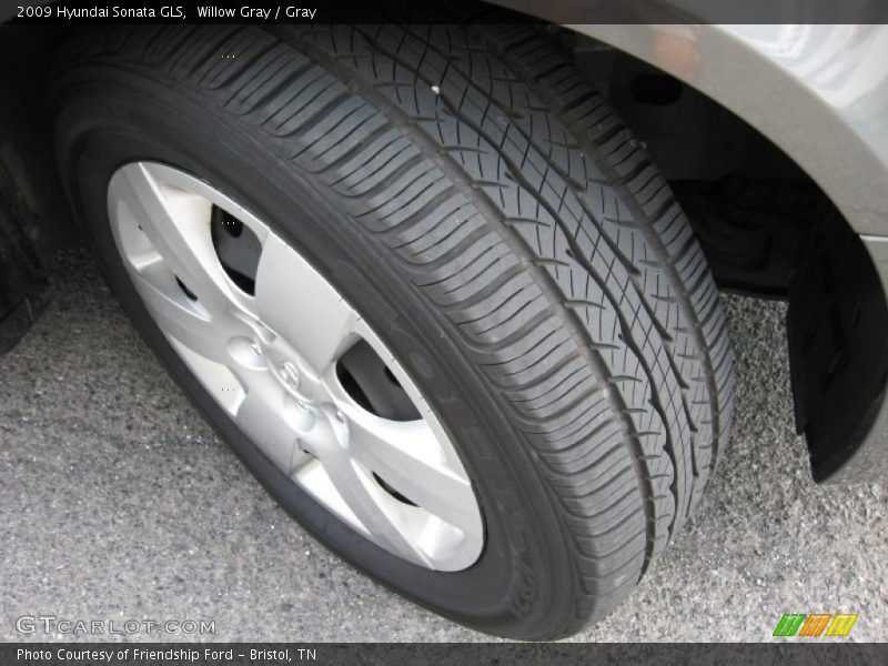 Willow Gray / Gray 2009 Hyundai Sonata GLS