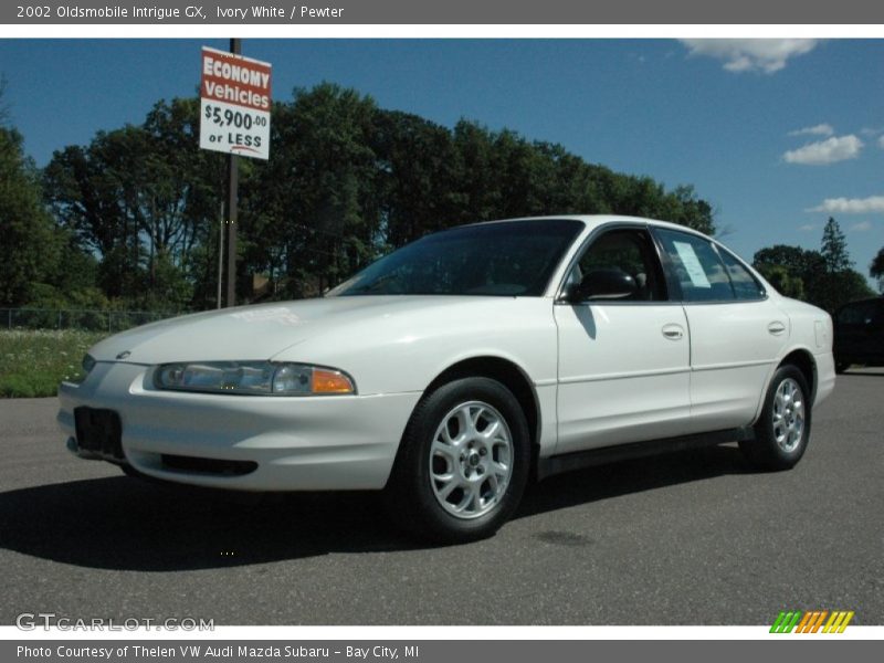 Ivory White / Pewter 2002 Oldsmobile Intrigue GX