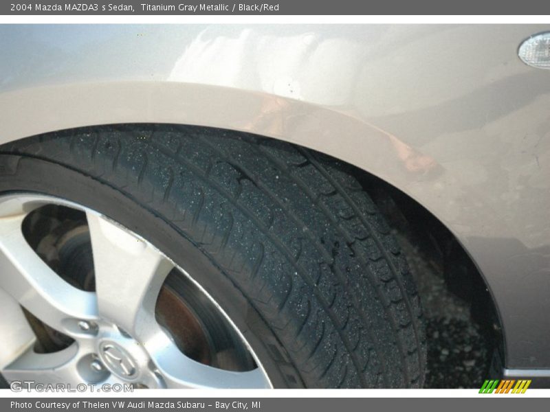 Titanium Gray Metallic / Black/Red 2004 Mazda MAZDA3 s Sedan