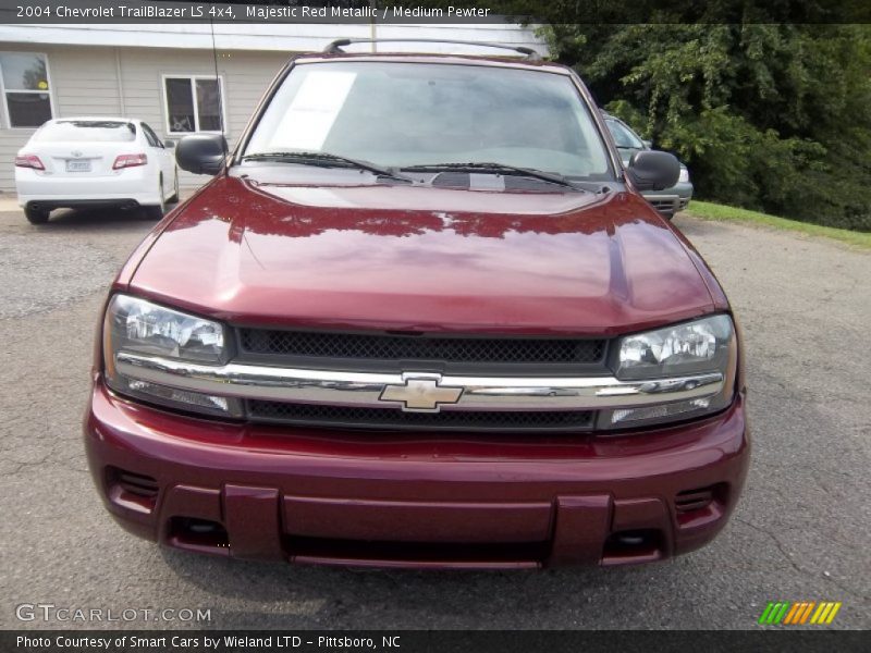 Majestic Red Metallic / Medium Pewter 2004 Chevrolet TrailBlazer LS 4x4
