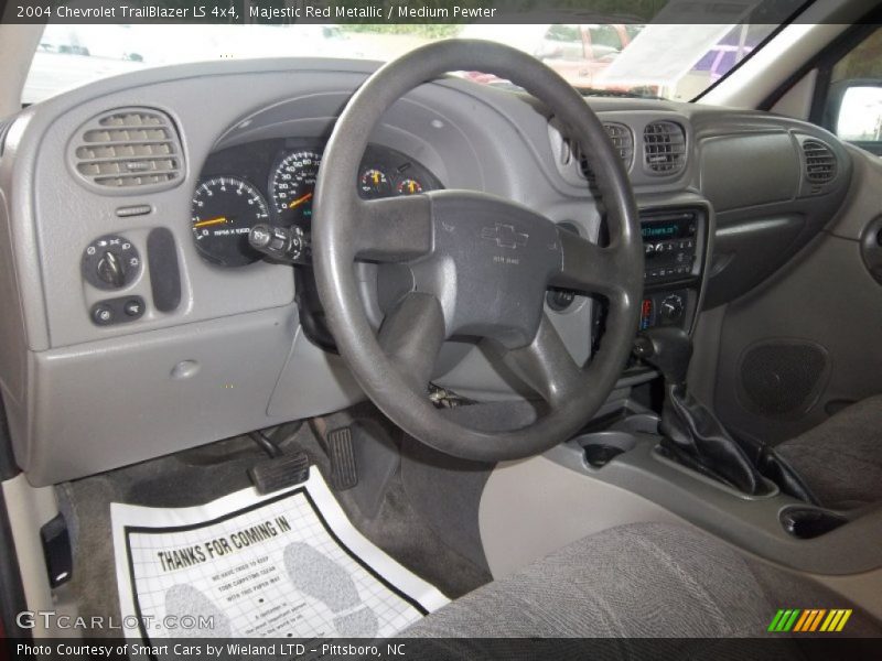 Majestic Red Metallic / Medium Pewter 2004 Chevrolet TrailBlazer LS 4x4