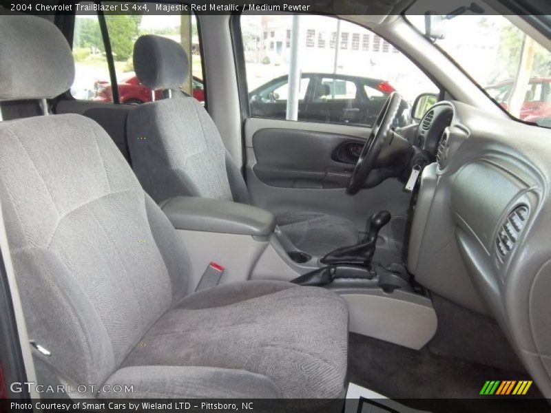 Majestic Red Metallic / Medium Pewter 2004 Chevrolet TrailBlazer LS 4x4