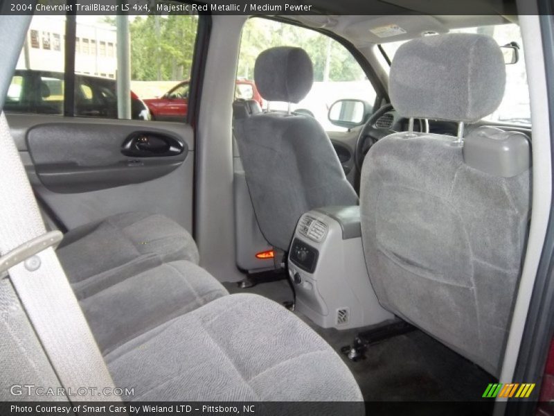 Majestic Red Metallic / Medium Pewter 2004 Chevrolet TrailBlazer LS 4x4