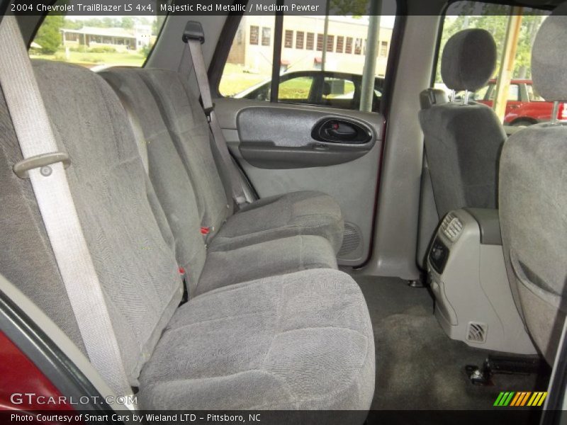 Majestic Red Metallic / Medium Pewter 2004 Chevrolet TrailBlazer LS 4x4
