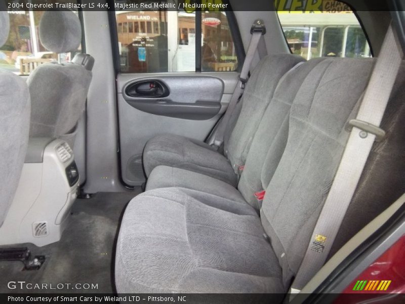Majestic Red Metallic / Medium Pewter 2004 Chevrolet TrailBlazer LS 4x4