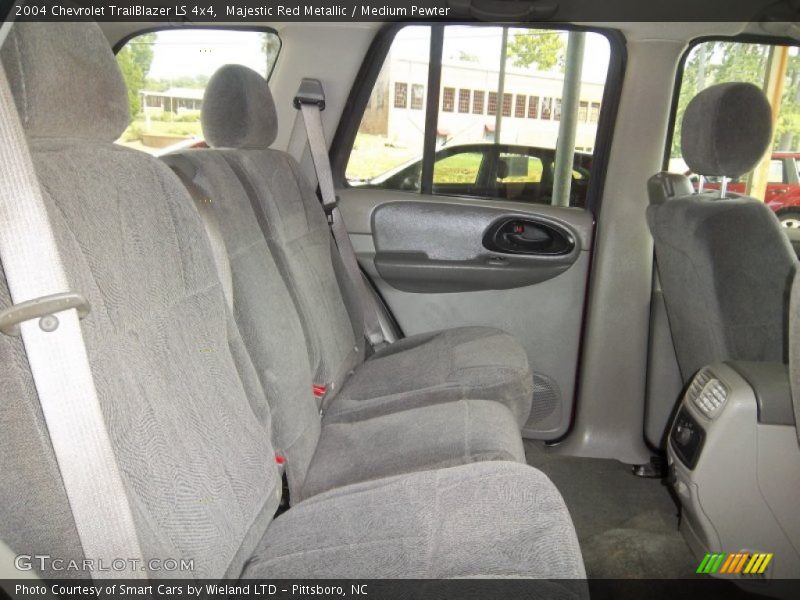 Majestic Red Metallic / Medium Pewter 2004 Chevrolet TrailBlazer LS 4x4