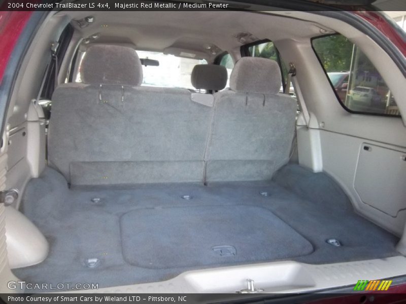Majestic Red Metallic / Medium Pewter 2004 Chevrolet TrailBlazer LS 4x4