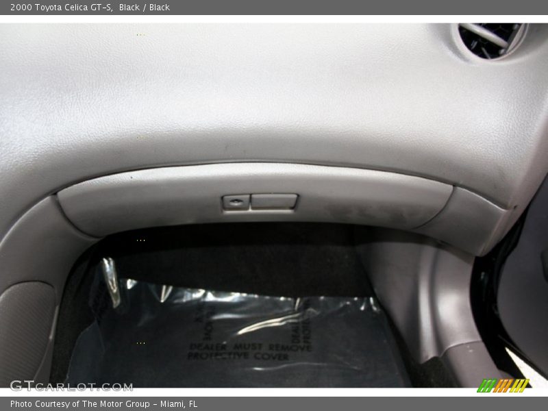 Black / Black 2000 Toyota Celica GT-S
