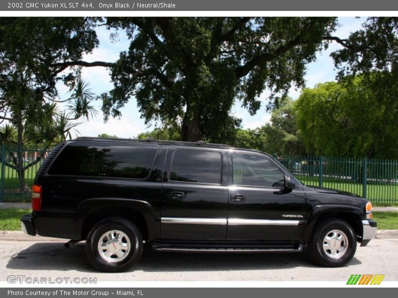 Onyx Black / Neutral/Shale 2002 GMC Yukon XL SLT 4x4