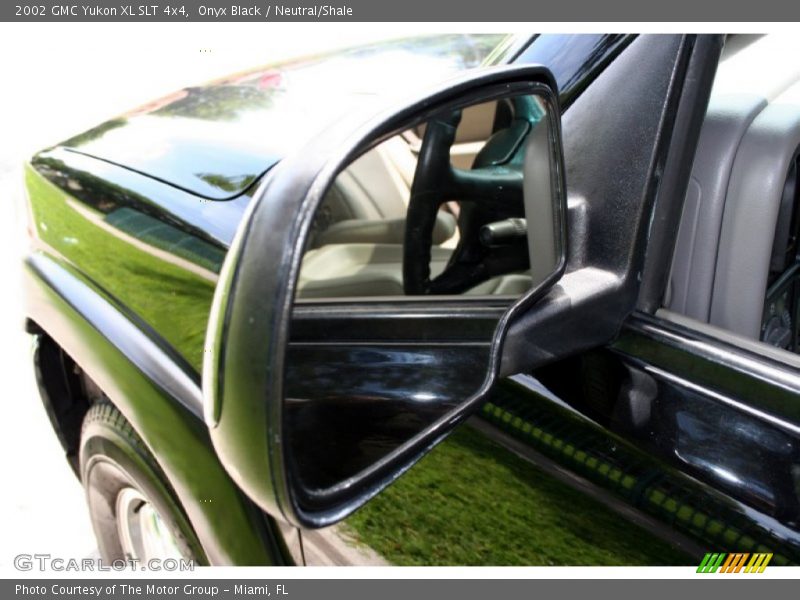 Onyx Black / Neutral/Shale 2002 GMC Yukon XL SLT 4x4