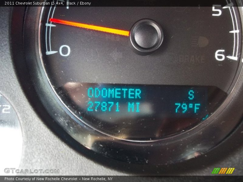 Black / Ebony 2011 Chevrolet Suburban LS 4x4