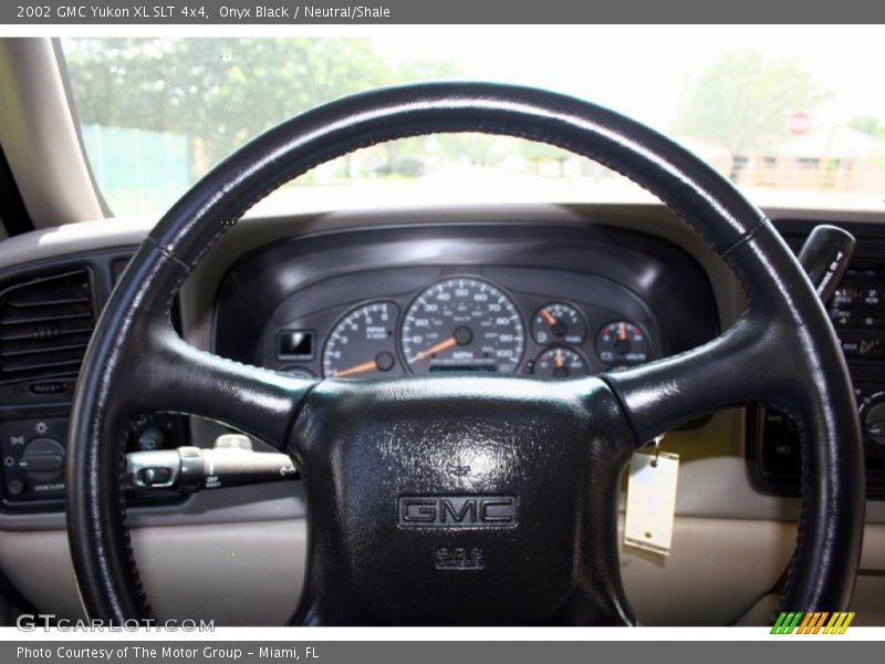 Onyx Black / Neutral/Shale 2002 GMC Yukon XL SLT 4x4