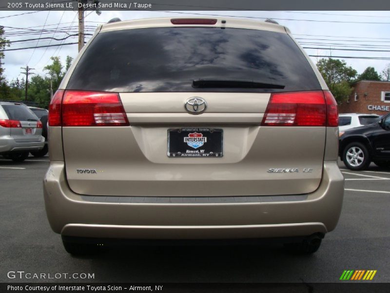 Desert Sand Mica / Taupe 2005 Toyota Sienna LE