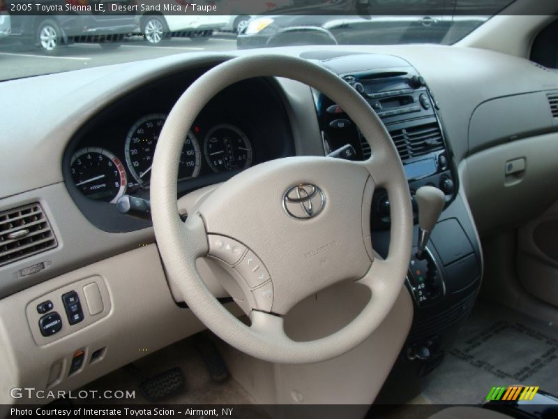 Desert Sand Mica / Taupe 2005 Toyota Sienna LE