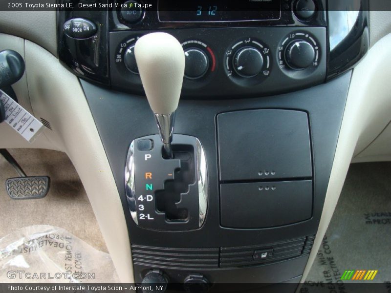 Desert Sand Mica / Taupe 2005 Toyota Sienna LE