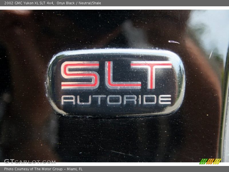 Onyx Black / Neutral/Shale 2002 GMC Yukon XL SLT 4x4