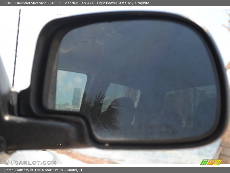 Light Pewter Metallic / Graphite 2002 Chevrolet Silverado 2500 LS Extended Cab 4x4