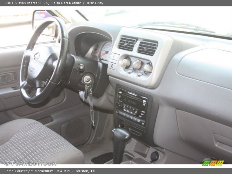 Salsa Red Metallic / Dusk Gray 2001 Nissan Xterra SE V6