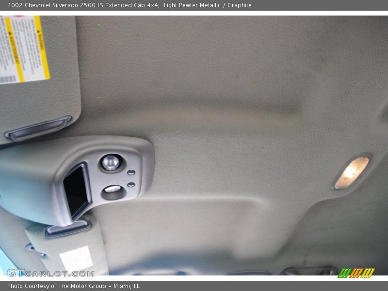 Light Pewter Metallic / Graphite 2002 Chevrolet Silverado 2500 LS Extended Cab 4x4