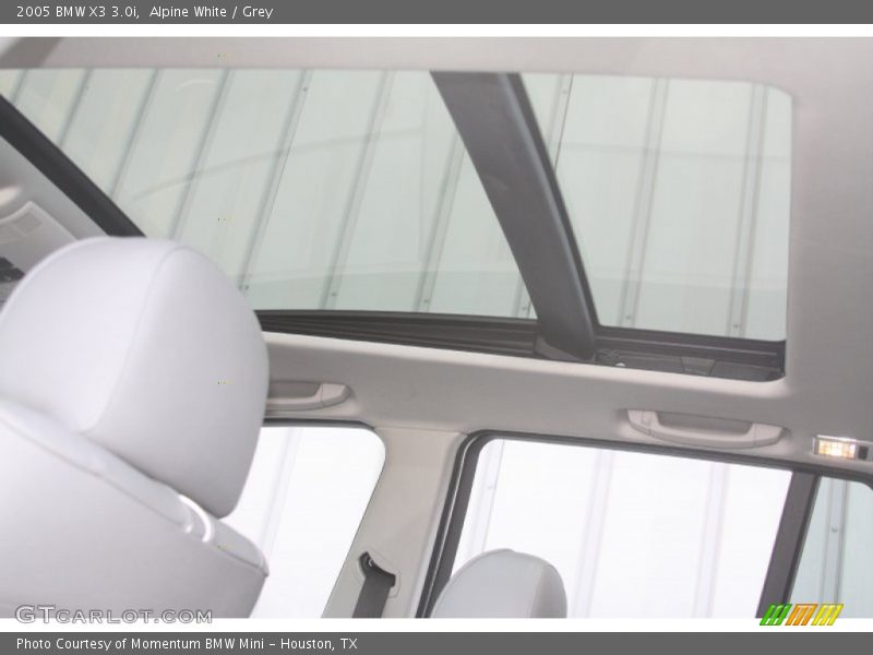Alpine White / Grey 2005 BMW X3 3.0i