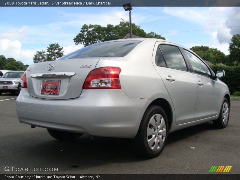 Silver Streak Mica / Dark Charcoal 2009 Toyota Yaris Sedan