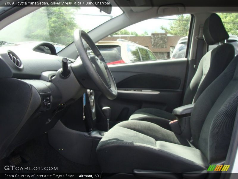 Silver Streak Mica / Dark Charcoal 2009 Toyota Yaris Sedan