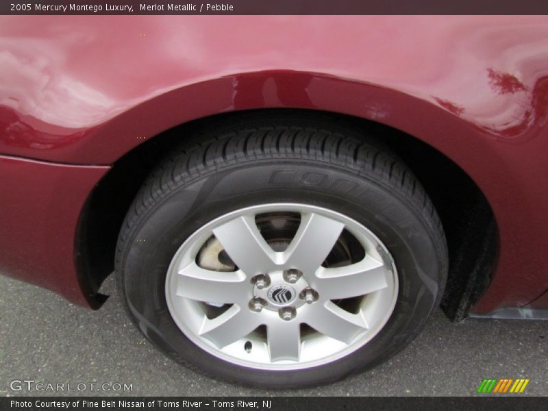 Merlot Metallic / Pebble 2005 Mercury Montego Luxury